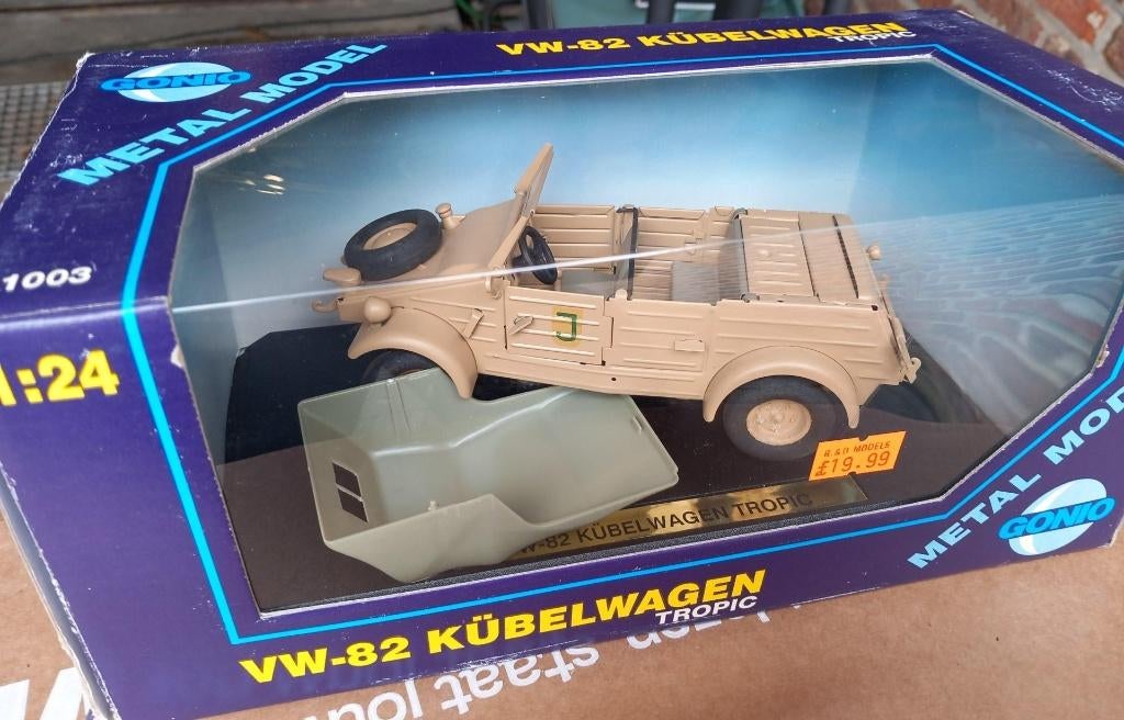 WW2 Kubelwagen Gonio Model auto 1:24, Ophalen of Verzenden, Auto