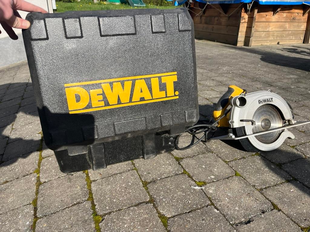 Scie circulaire à main DeWalt - Comme neuve., Bricolage & Construction, Enlèvement, Comme neuf