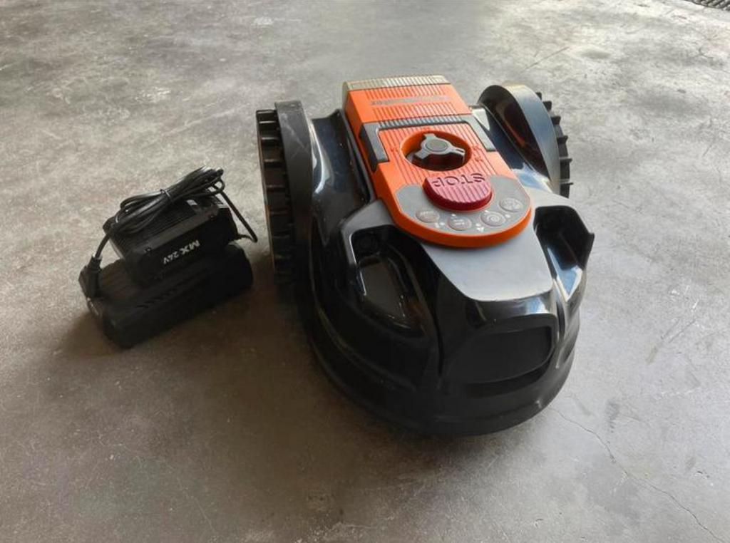 Robot grasmaaiers op batterij, Tuin en Terras, Ophalen, Zo goed als nieuw