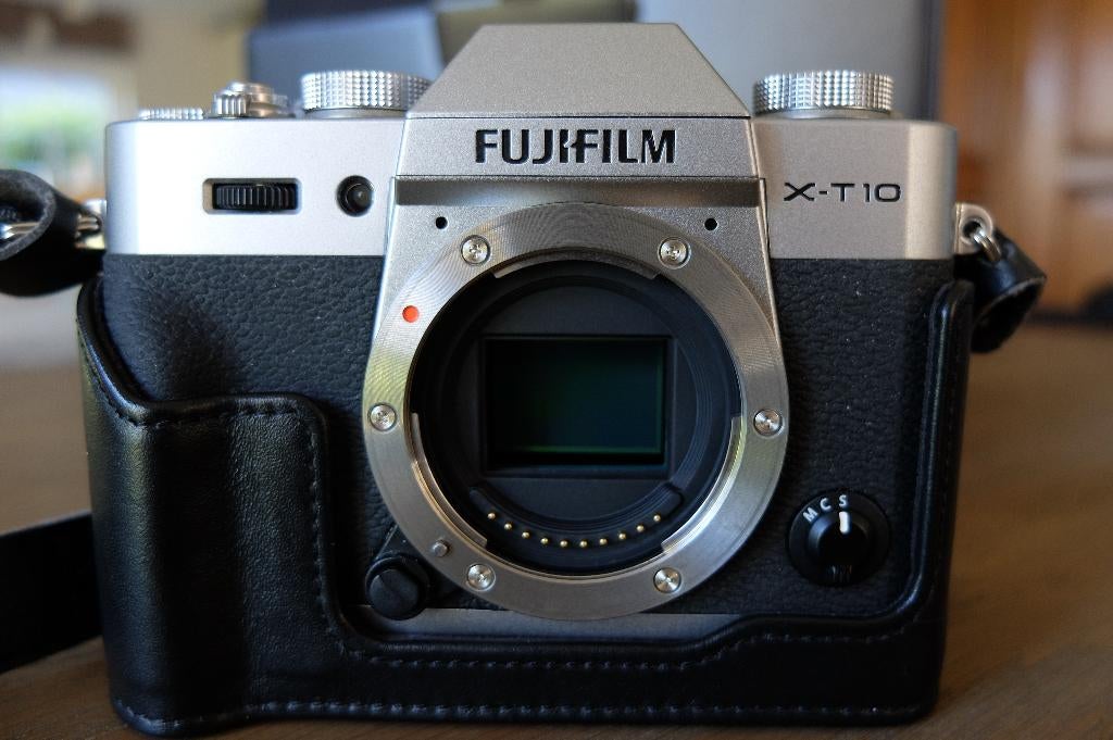 Boîtier chromé FUJIFILM X-T10, Enlèvement, Comme neuf, 16 Mégapixel, Fuji