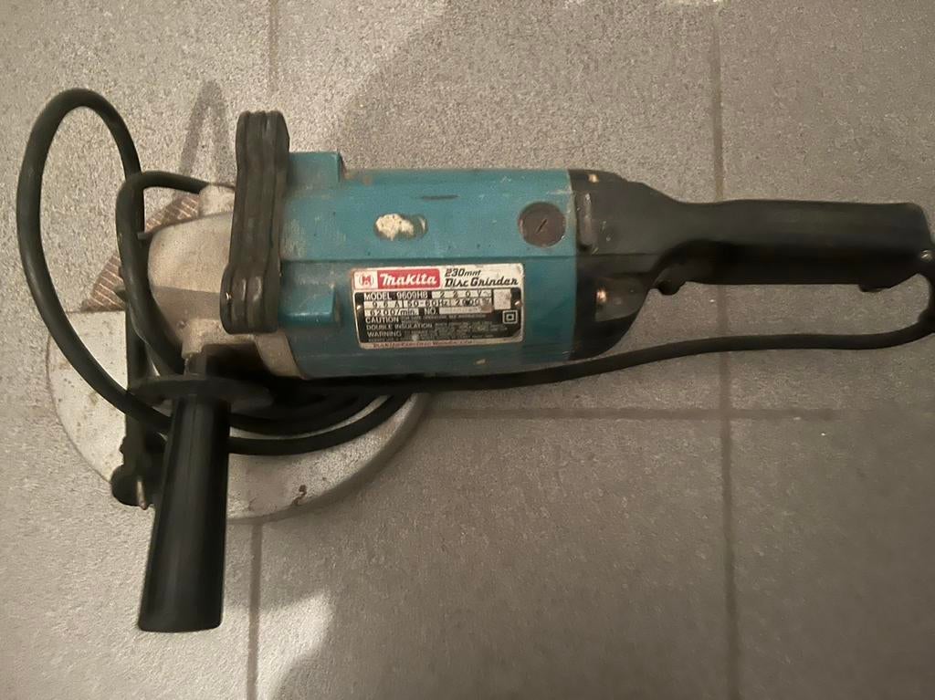 Makita slijpmachine, Doe-het-zelf en Bouw, Gereedschap | Slijpmachines, Ophalen, Gebruikt, 1000 watt of meer
