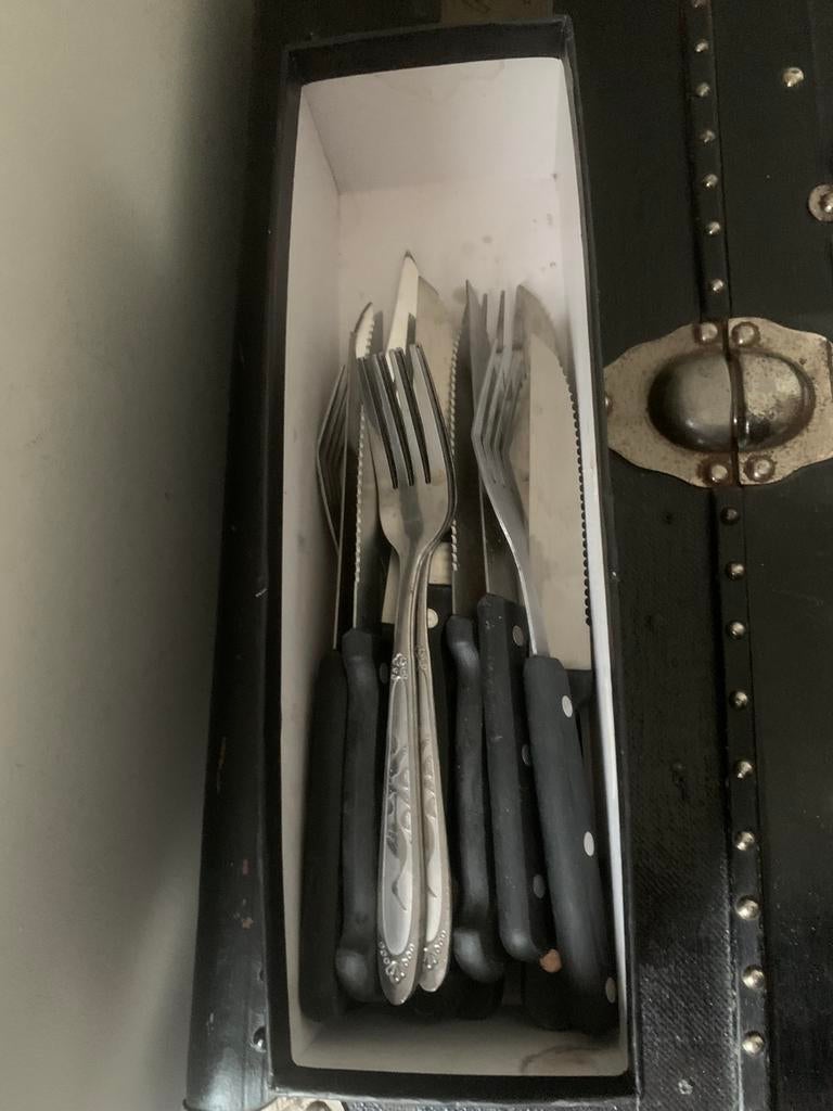 Vintage bestekset - gekartelde messen en vorken, Ophalen of Verzenden, Gebruikt