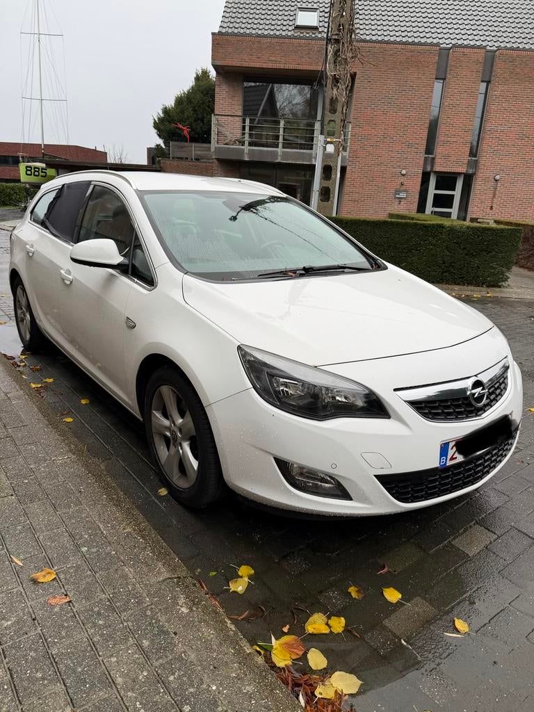 Opel Astra Sports Tourer 2012 | 1.7 CDTI - Euro 5, Autos, Euro 5, Achat, 5 portes, Particulier