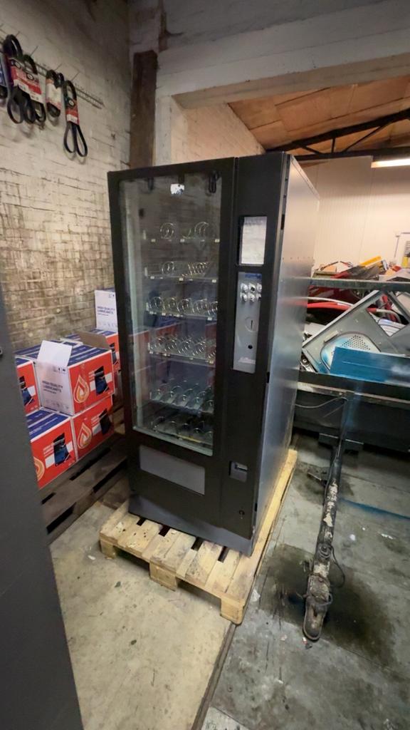 2 x vending machine werkt goed, Ophalen