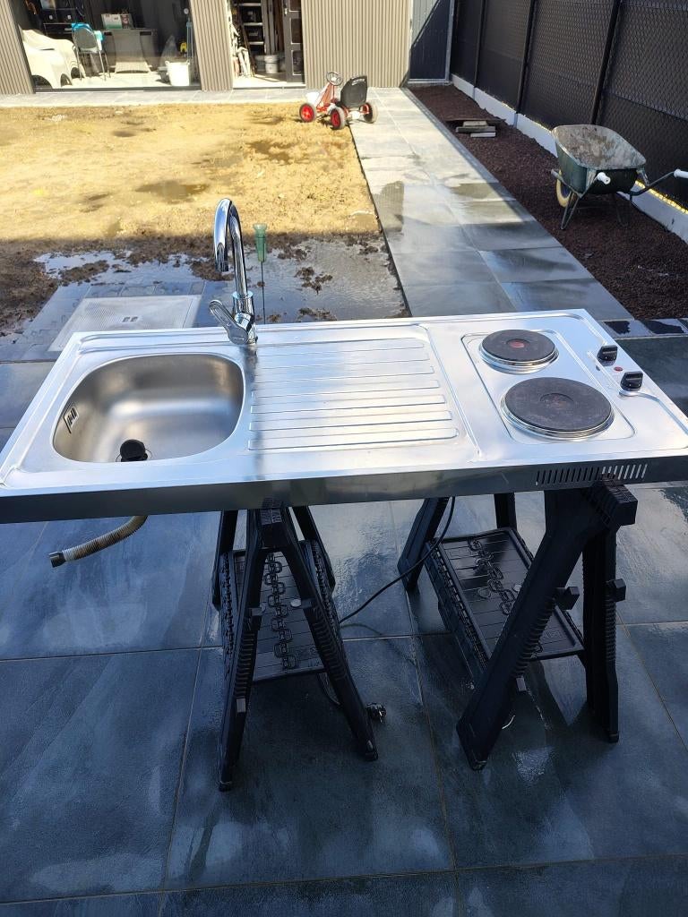 Spoelbak met kraan en 2 vuren, Ophalen, Zo goed als nieuw, 75 cm of meer, 50 tot 100 cm