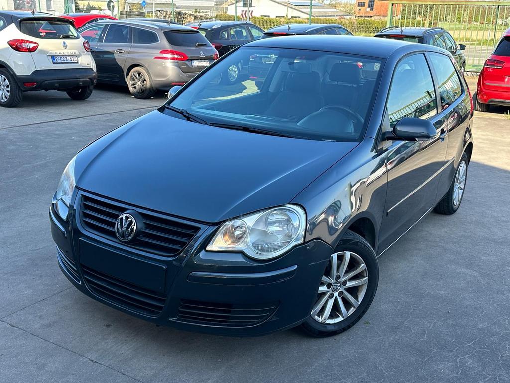 Volkswagen Polo 1,4 L à essence automatique, Autos, Volkswagen, Entreprise, Achat, Polo, ABS, Airbags, Air conditionné, Radio