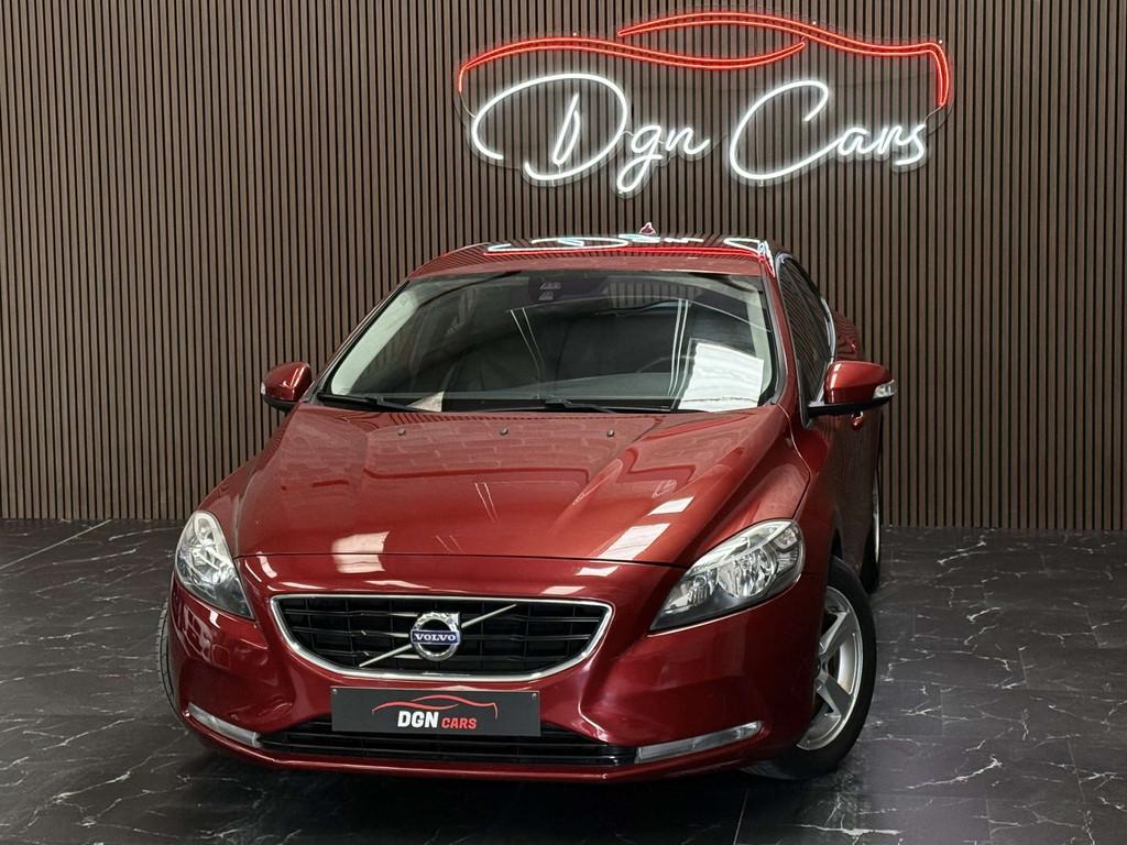 Volvo V40 V40 1.6 D2 Ocean Race Powershift (bj 2014), Auto's, Volvo, Automaat, Zwart, 4 cilinders, Leder