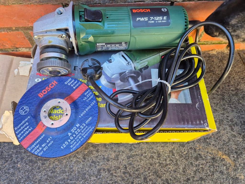 Nieuwe slijpmachine, Doe-het-zelf en Bouw, Gereedschap | Slijpmachines, Ophalen