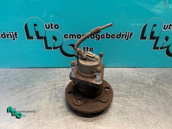 Wiellager achter van een Opel Meriva (Meriva 03-), Auto-onderdelen, Gebruikt, -, -, Opel