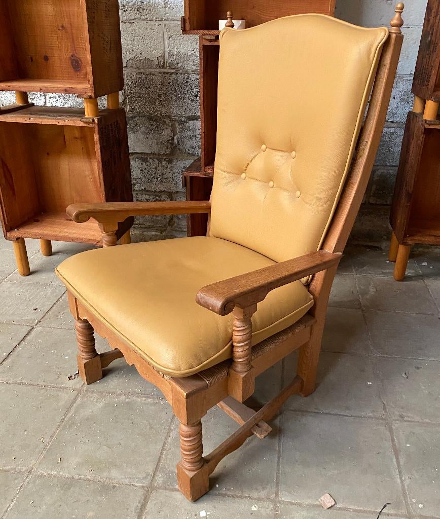 Fauteuil est un modèle de style brutaliste ou rustique, Moins de 75 cm, Enlèvement ou Envoi, Utilisé, 50 à 75 cm