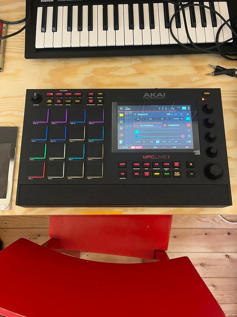 AKAI MPC LIVE II, Ophalen, Zo goed als nieuw