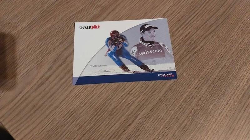 Fotokaart : Bruno Kernen / Alpijns skiën / Wintersport, Verzamelen, Sportartikelen en Voetbal, Ophalen of Verzenden, Zo goed als nieuw