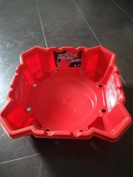 Beyblade Burst Battle Game Beystadium, Collections, Jouets, Enlèvement, Comme neuf