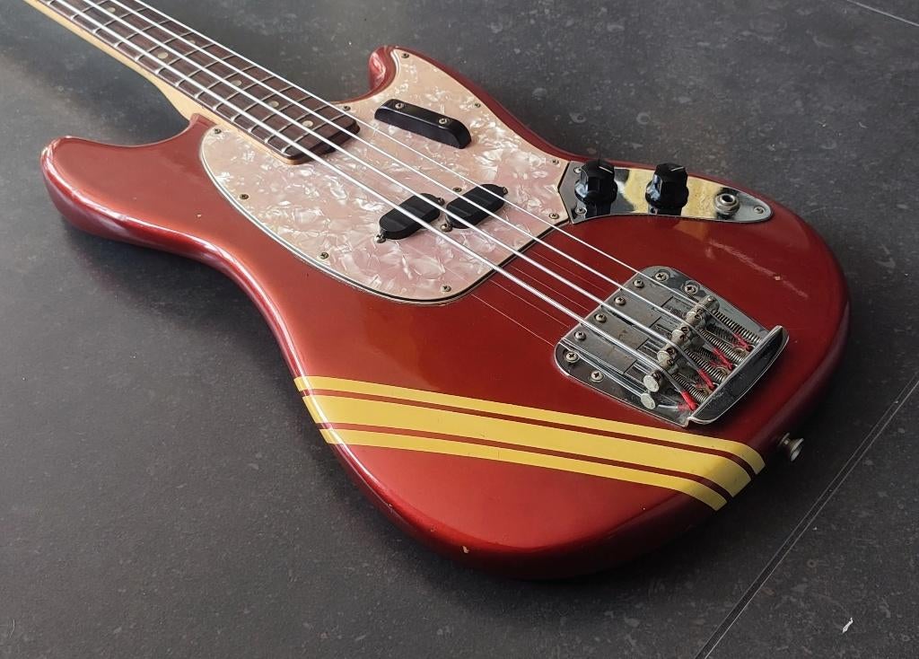 Fender Mustang Bass 1970 competition red, Ophalen of Verzenden, Gebruikt, Elektrisch