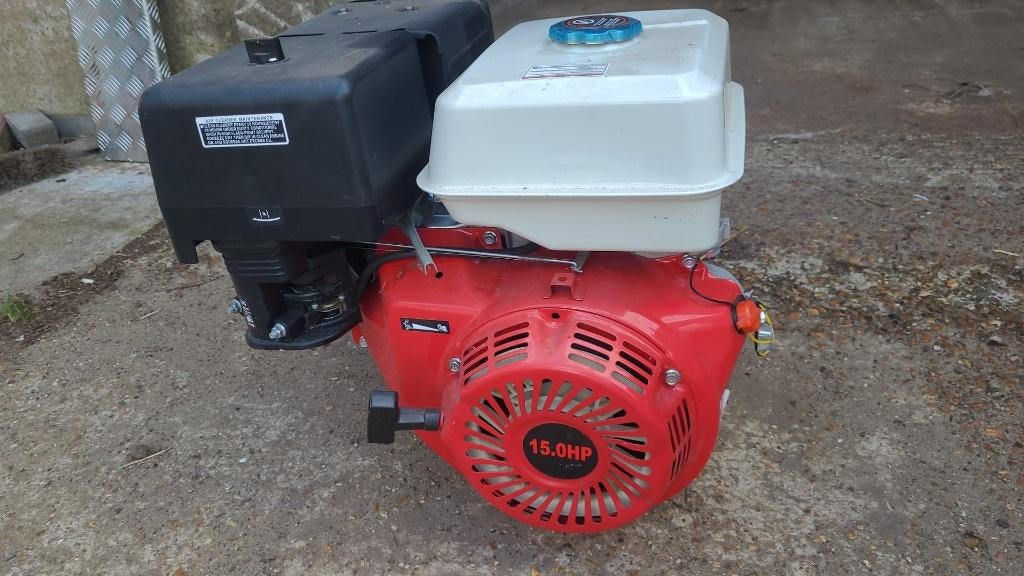 15 PK 4-takt benzinemotor., Watersport en Boten, Buiten- en Binnenboordmotoren, Ophalen, 10 tot 30 pk, Viertaktmotor, Nieuw