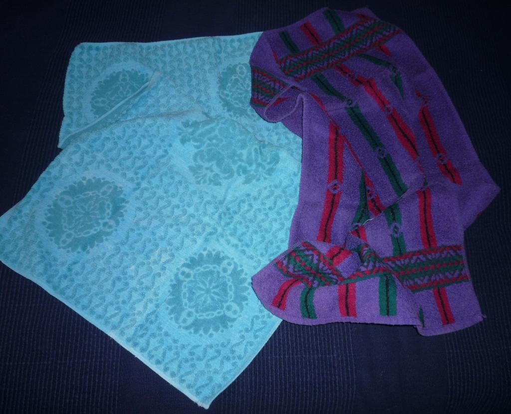 Lot de 2 serviettes de bain Santens – 90  50 cm, Enlèvement ou Envoi, Utilisé, Bleu, Serviette