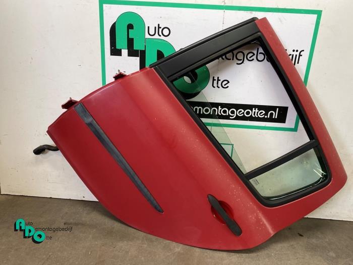 Portier 4Deurs links-achter van een Renault Clio (Clio 3 06-, Auto-onderdelen, Gebruikt, -, -, Ophalen of Verzenden