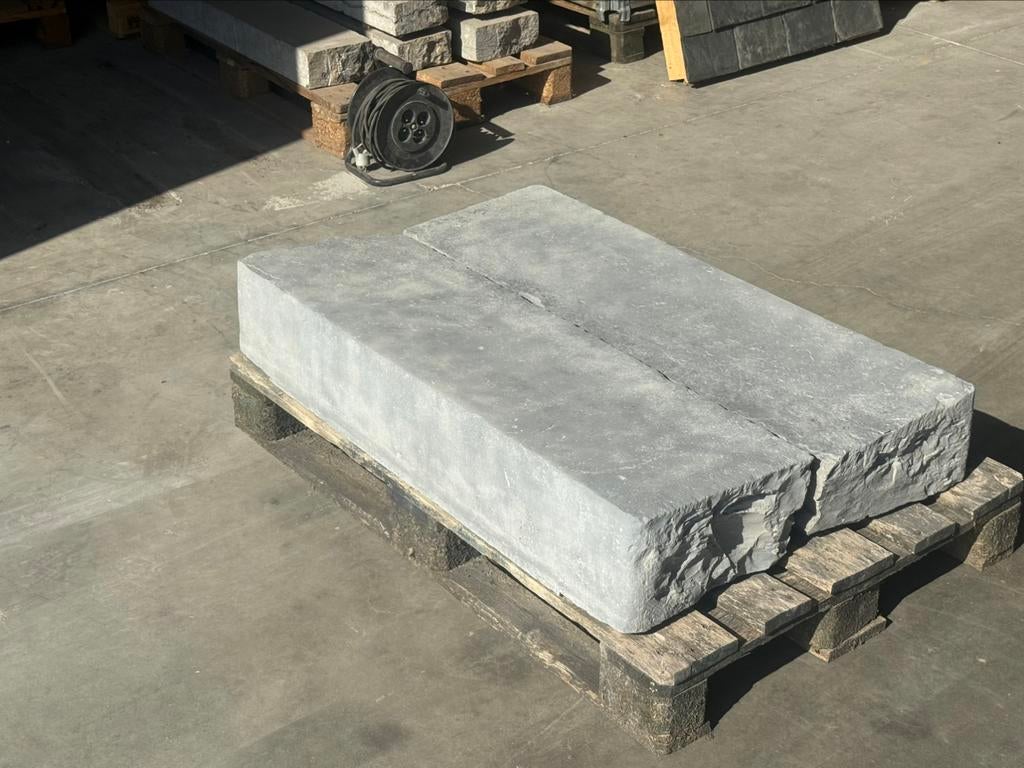 Beau seuil ancien en pierre bleue, Bricolage & Construction, Enlèvement, Utilisé
