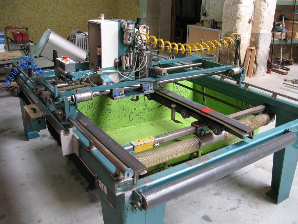 Fraiseuse de portes KVAL DL-2 pour de panneaux sandwich, boi, Bricolage & Construction, Enlèvement, Utilisé, Électrique, KVAL