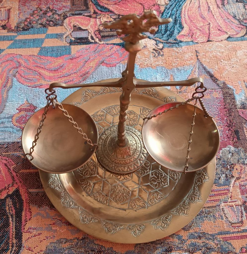 Vintage messing trebuchet weegschaal met groot dienblad, Antiek en Kunst, Antiek | Gereedschap en Instrumenten, Ophalen of Verzenden