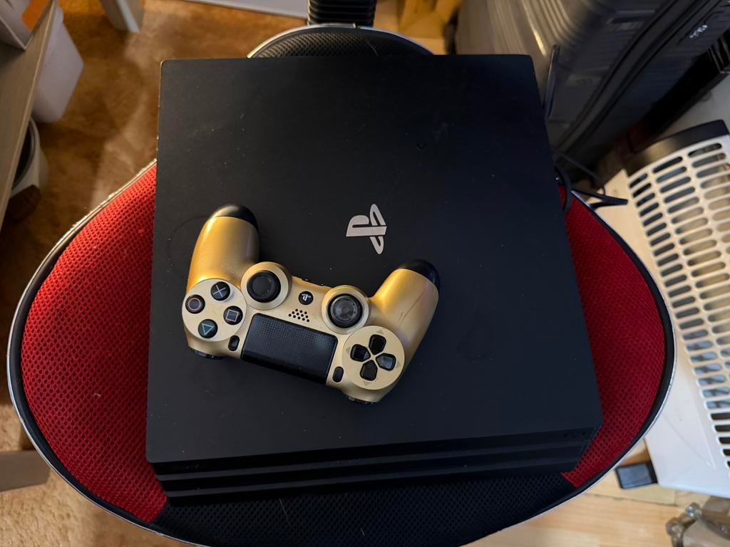 PlayStation 4 pro slim 1 terra.., Enlèvement ou Envoi, Comme neuf, Slim