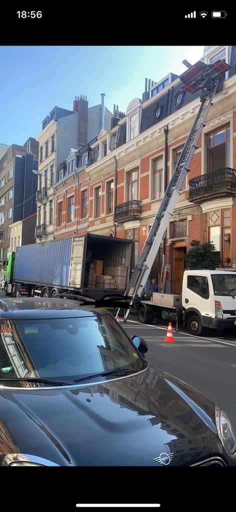 Lift - déménagement - camion - ladderlift - Transport