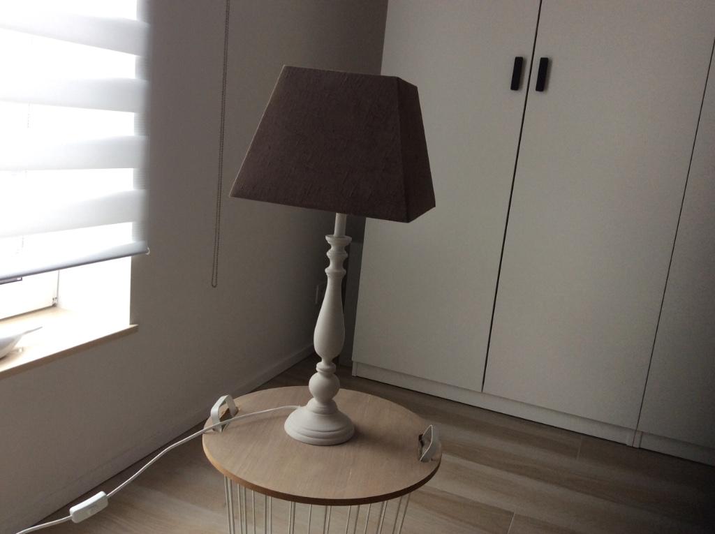 Lampe avec abat jour, Enlèvement, Comme neuf, Beige, 50 cm ou plus