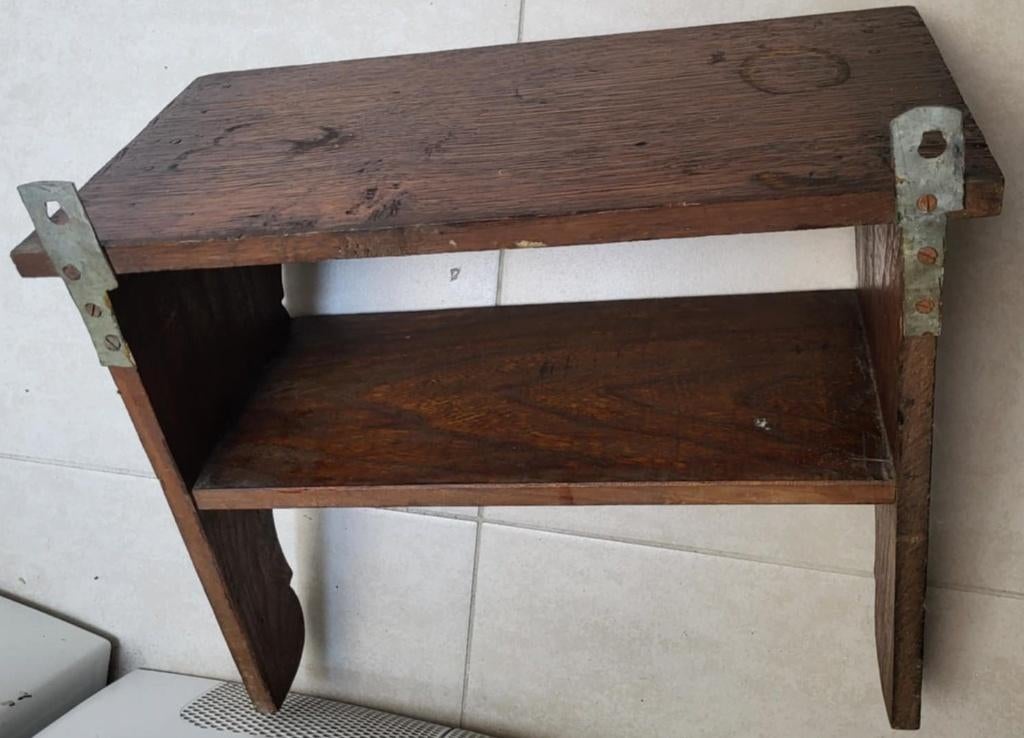 Petite étagère Ancienne en bois à deux niveaux, Maison & Meubles, Accessoires pour la Maison | Étagères, Enlèvement, Utilisé