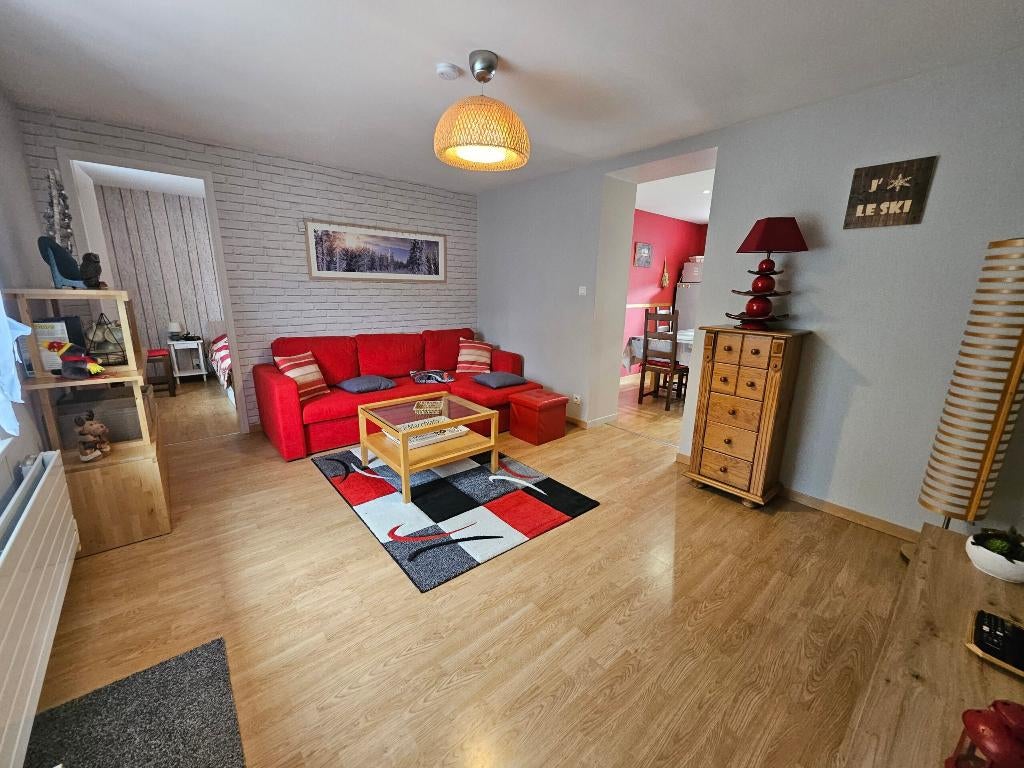 (HAUTES-VOSGES) VENTRON - Appartement T3, garage et jardin, Immo, Étranger, France, Appartement, Village