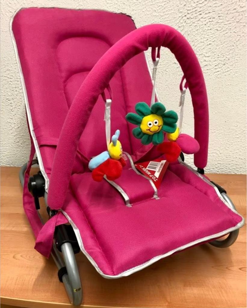 Babysit met afneembare speelbeugel. Kleur: Roos. Nieuw!, Enfants & Bébés, Relax bébé, Neuf, Enlèvement ou Envoi, Avec ceinture(s)