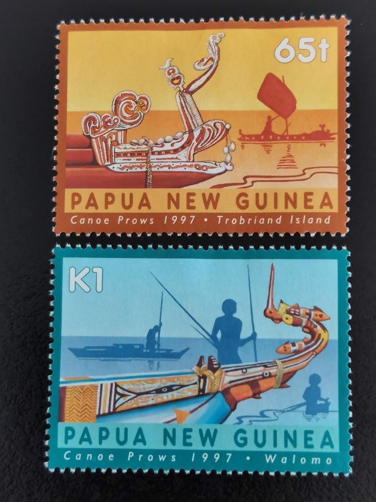 Papouasie-Nouvelle-Guinée 1997 - proues de canoës, Enlèvement ou Envoi, Affranchi