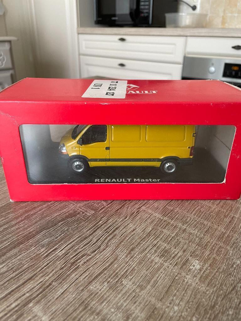 Modelauto gele Renault Master bestelwagen, Ophalen of Verzenden, Zo goed als nieuw, Auto's