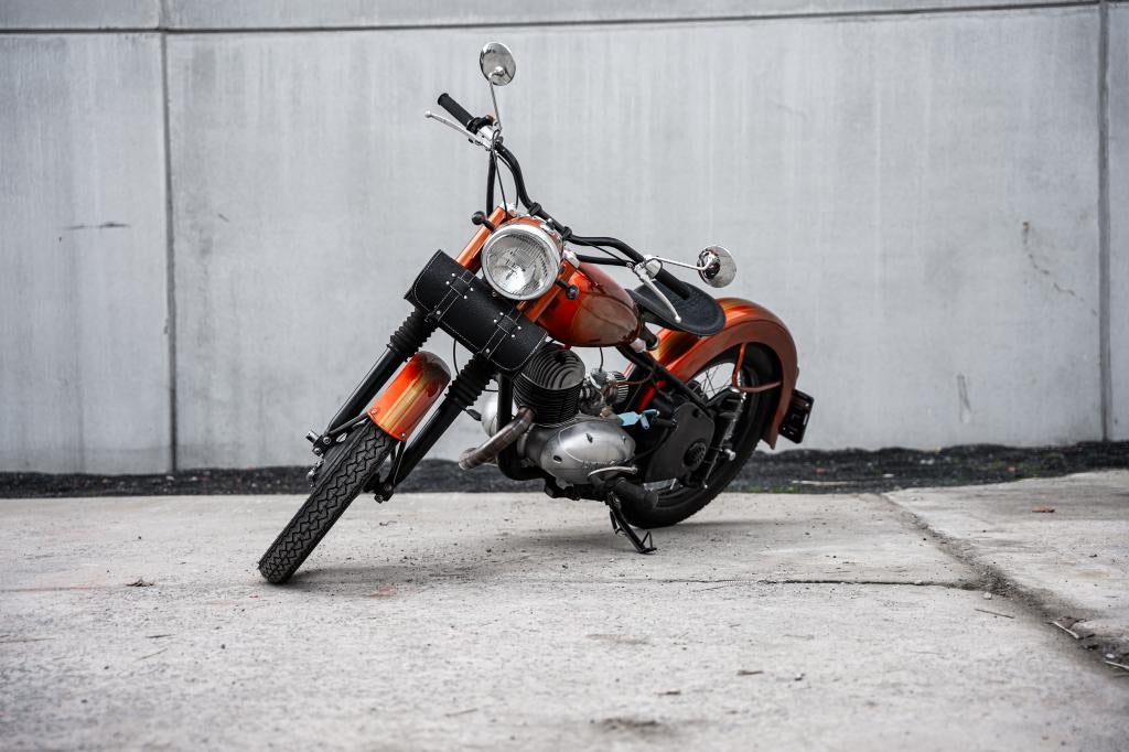 DKW RT 250 - Collector chassis 48 - 1955 Auto Union, Motoren, 250 cc, Overig, 11 kW of minder, 1 cilinder