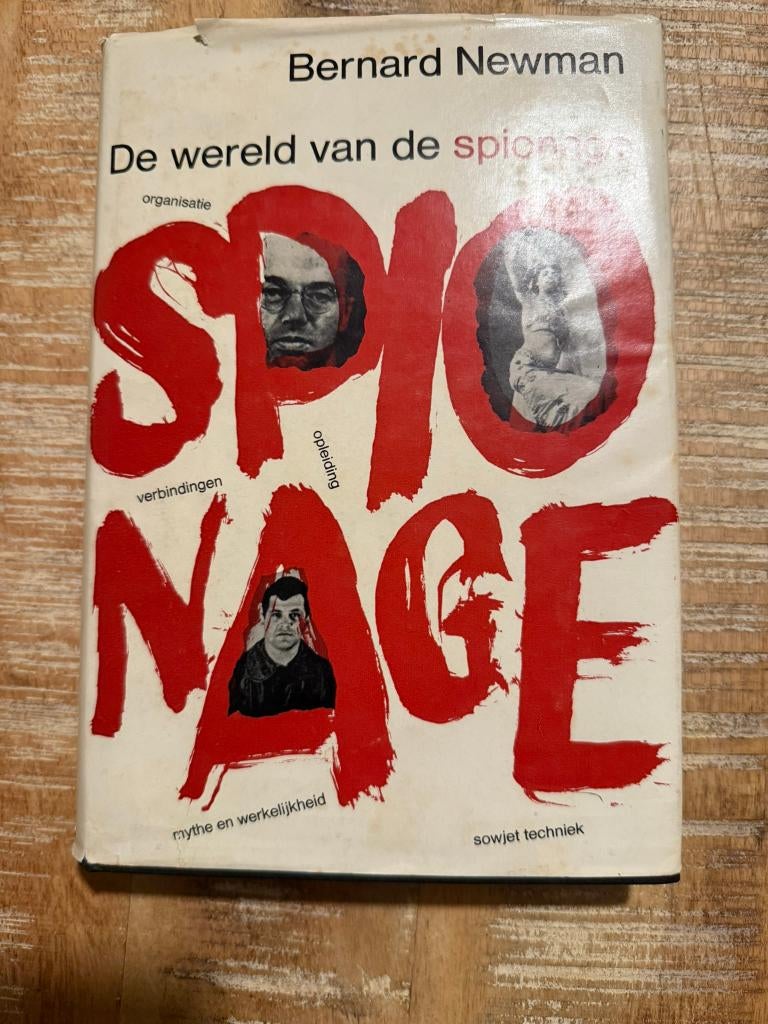De wereld van de Spionage - Bernard Newman, Gelezen, Bernard Newman, Ophalen of Verzenden, Politiek en Staatkunde