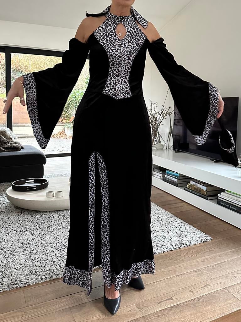 Déguisement neuf, robe Cruella d’enfer, Enlèvement ou Envoi, Neuf, Taille 38/40 (M), Vêtements