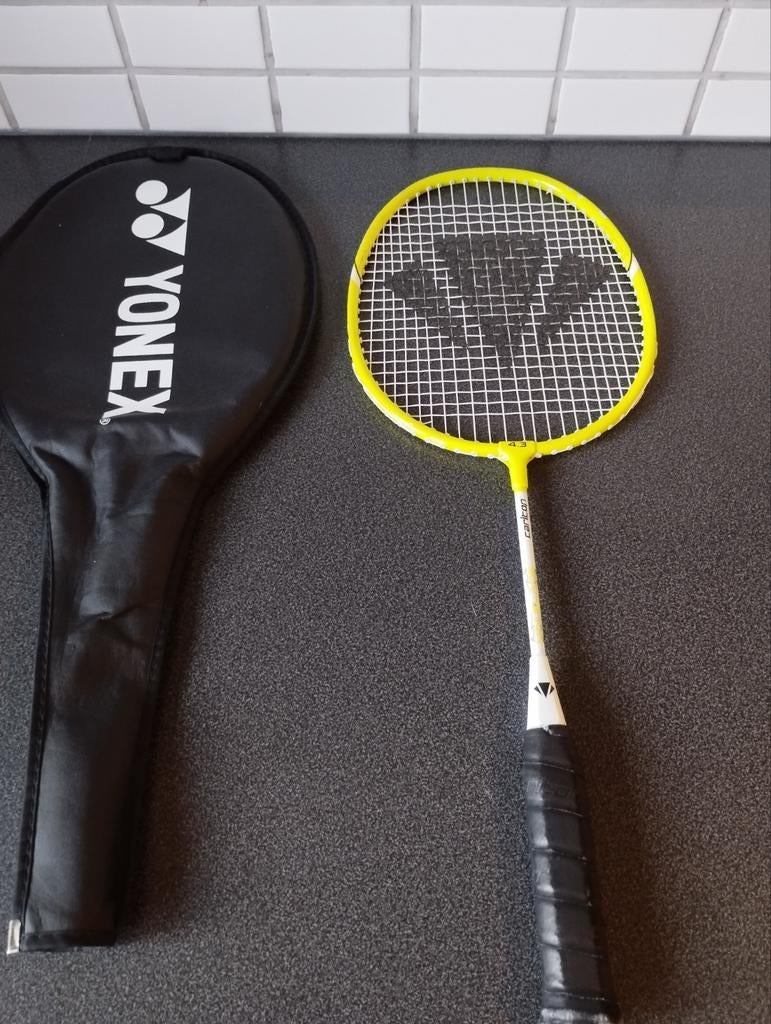 Yonex Klein badmintonracket + hoes, Enlèvement, Comme neuf