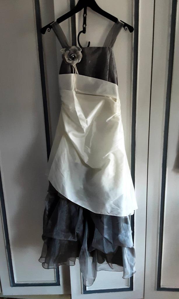 Robe de  cérémonie  grise, beige taille  14 ans, Enlèvement ou Envoi, Utilisé, Fille, Robe ou Jupe