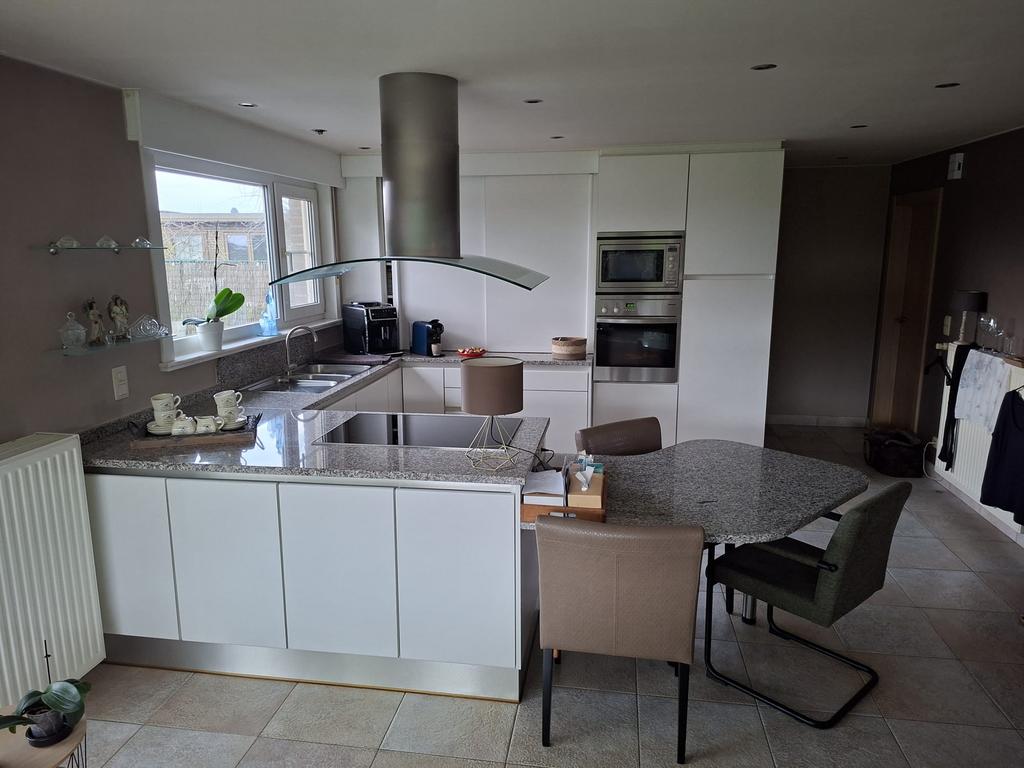 Cuisine, Granit ou Pierre, Comme neuf, Enlèvement, Cuisine en U