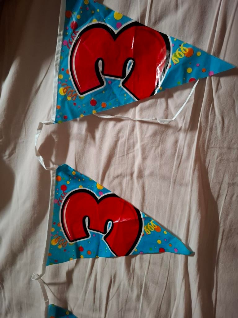 Verjaardagsvlagetjes, Diversen, Vlaggen en Wimpels, Ophalen of Verzenden, Zo goed als nieuw