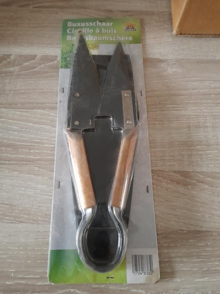 Buxusschaar van topcraft van een vrouw collega, Tuin en Terras, Hand-tuingereedschap, Zo goed als nieuw, Ophalen of Verzenden