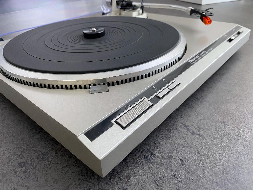 Tourne-disque Technics SL-Q202, TV, Hi-fi & Vidéo, Tourne-disques, Tourne-disque, Enlèvement, Technics, Automatique