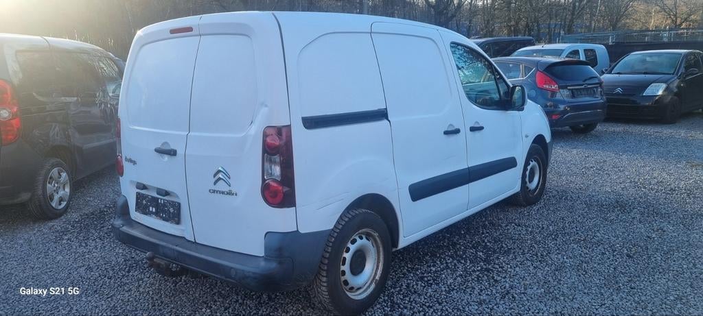 Citroën Berlingo 1.6 diesel 182 000 km d'ici le 7 juillet 20, Euro 5, Entreprise, Boîte manuelle, Noir