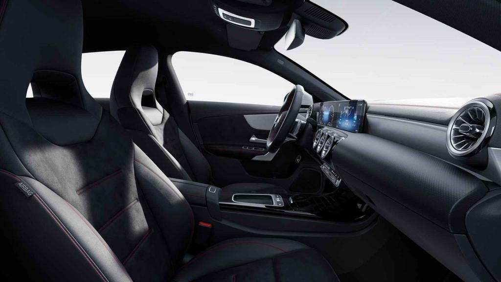 Mercedes-Benz CLA-Klasse 250 e Shooting brake AMG Line | Ver, Auto's, Mercedes-Benz, CLA, Stof, 4 cilinders, 16 kWh