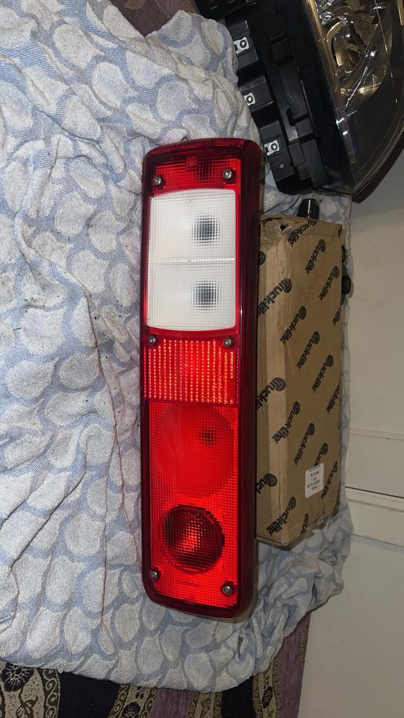 Feu arrière camion / utilitaire Dhollandia – neuf, Ophalen of Verzenden