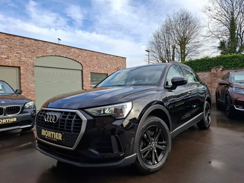 Audi Q3 e-tron / Hybride, 1ste eig,BTW wagen,Leder,Automaat, 32 g/km, 4 cilinders, Zwart, Leder