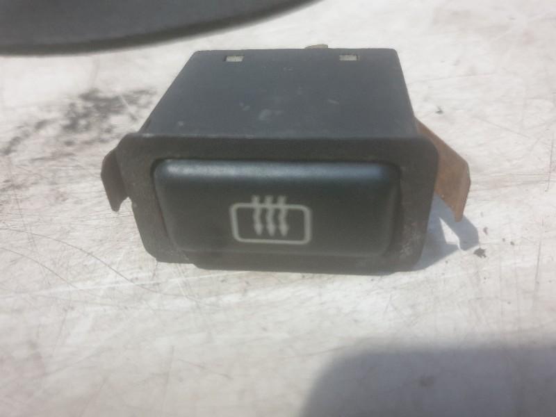 ACHTERRUITVERWARMINGSSCHAKELAAR BMW 3-serie E30 (01-1970/-), Auto-onderdelen, Gebruikt, BMW