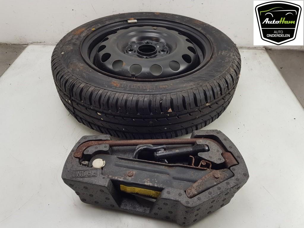 DIVERSEN Krikset + reservewiel Aygo (B10) (|426110H010|), Gebruikt, Kundenbetreuung@toyota.de, Toyota, Toyota-Allee 2
50858  Köln, DE