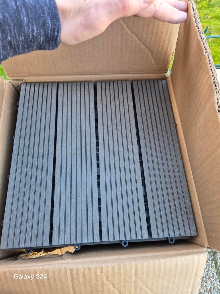 Dalles de terrasse clipsables en bois composite, Jardin & Terrasse, Pavé & Dalles, Composite, Enlèvement