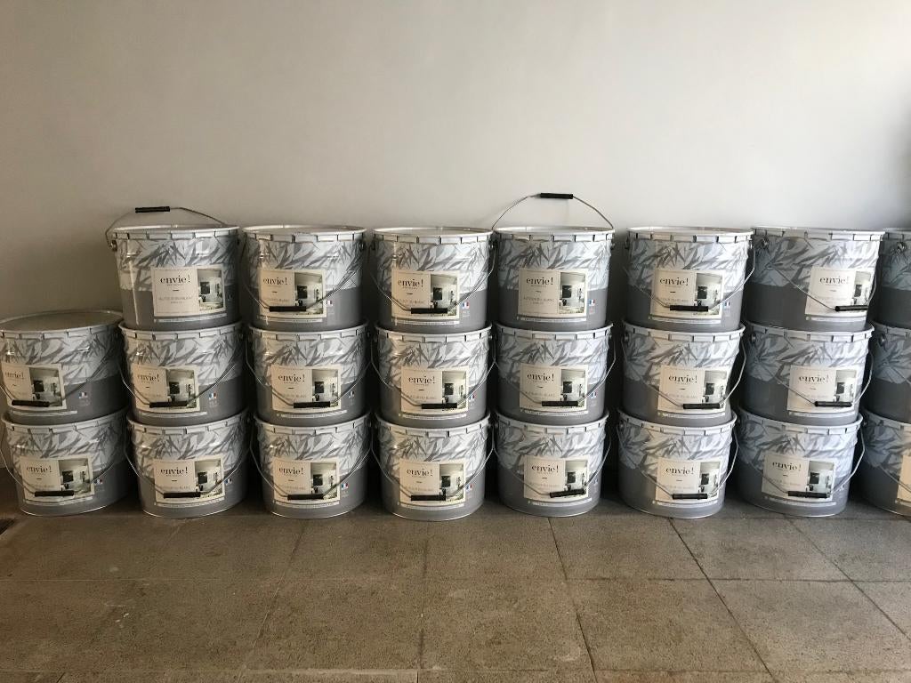 Reste 2 seaux Leroy Merlin a Bxl, Bricolage & Construction, Neuf, Enlèvement, Peinture, 5 à 10 litres