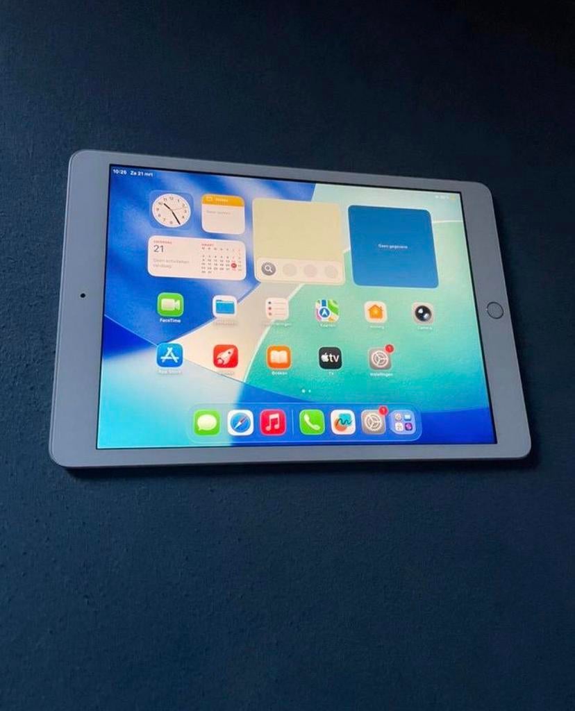 Ipad 8ste generatie (goede staat), Informatique & Logiciels, Apple iPad Tablettes, Apple iPad, 9 pouces, Comme neuf, Enlèvement
